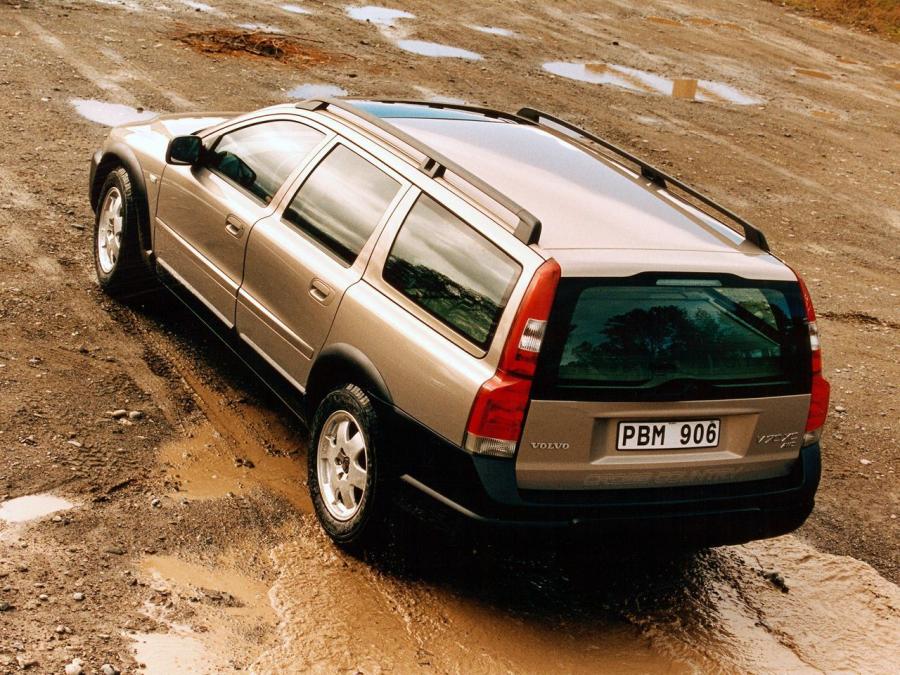 Volvo V70 XC 2000 года  (фото 6 из 20)